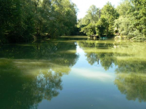 Hotels in Maas